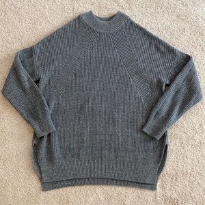 SOLD-H&M knit mockneck sweater